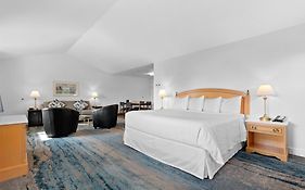 Kootenay Lakeview Resort BW Signature Collection